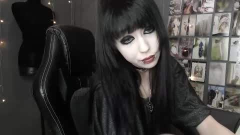 iiiiiiis online show from April 20, 6:49 am