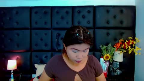 iisalombardi online show from June 17, 3:08 am