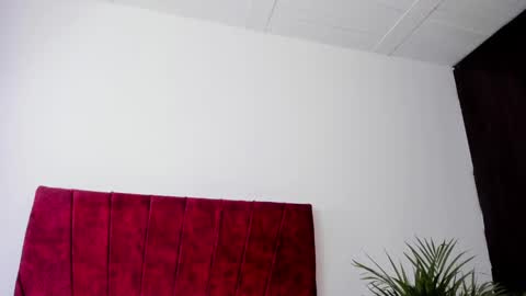 Snapshot of iizuune_croft chatting on September 19, 8:52 pm DAHIAN online show from September 19, 8:52 pm