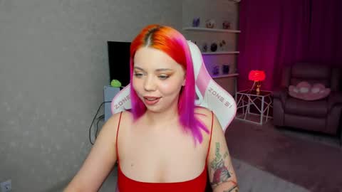 Roxy online show from April 15, 7:58 pm