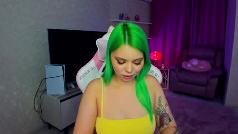 Roxy online show from February 2, 7:13 pm