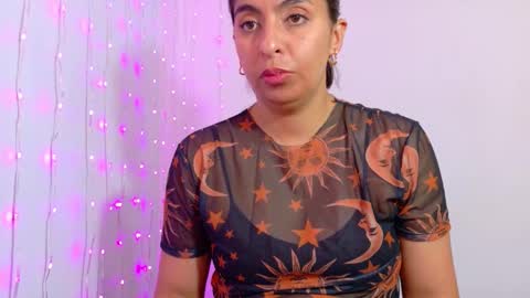 im_anna_ online show from October 14, 11:07 pm