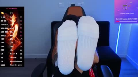 Laia online show from September 17, 2:37 pm