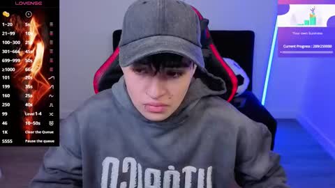 Laia online show from November 10, 1:33 am