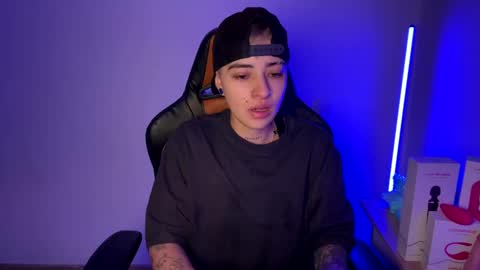 Laia online show from February 15, 10:11 am