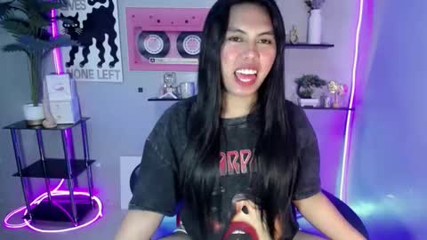 kyline online show from April 5, 12:15 pm