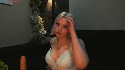 ImNysha online show from April 2, 9:34 pm