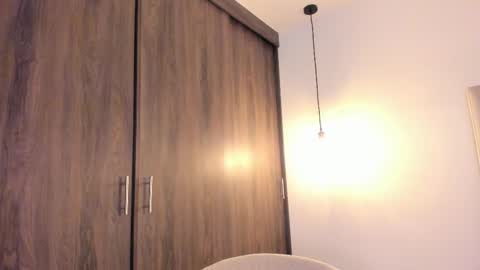 sarah online show from March 1, 11:59 pm