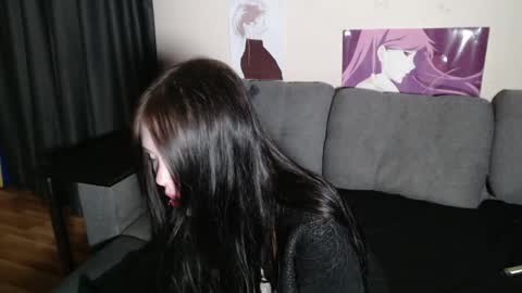 Alice online show from June 2, 9:27 pm