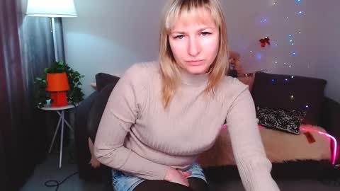 incredible_ariela online show from February 26, 9:12 am