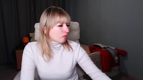 incredible_ariela online show from February 4, 8:46 am
