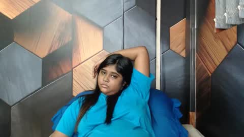 Snapshot of indian_rimmelx chatting on September 9, 1:33 pm Melz online show from September 9, 1:33 pm