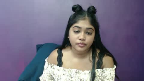 Snapshot of indian_rimmelx chatting on February 9, 6:01 am Melz online show from February 9, 6:01 am