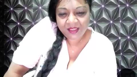 indiandelia online show from September 12, 3:40 am