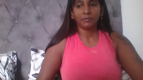 Snapshot of indianjasmin chatting on February 10, 5:36 am priya online show from February 10, 5:36 am