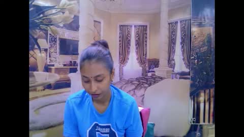 indiansexybutt4u2luv online show from March 4, 6:09 am