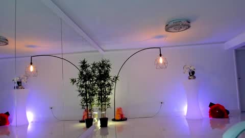 Hellen online show from January 8, 1:41 pm