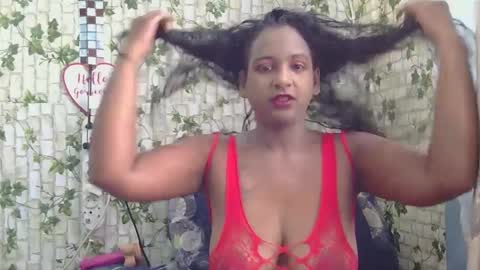 Snapshot of indiantina01 chatting on February 2, 4:59 am tina online show from February 2, 4:59 am