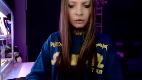 InesDesire online show from February 19, 10:31 pm