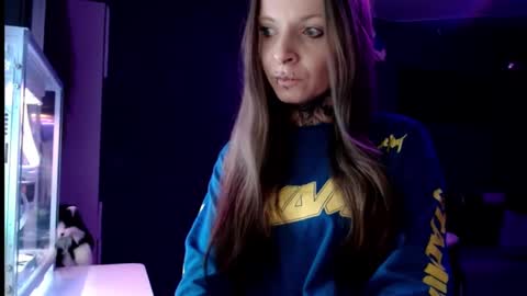 InesDesire online show from January 27, 5:04 pm