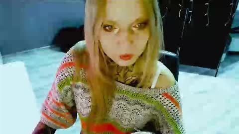 InesDesire online show from September 25, 7:51 am