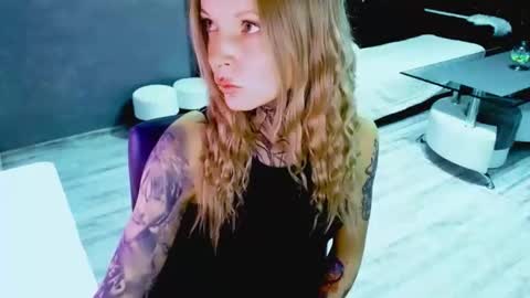 InesDesire online show from October 30, 8:38 am