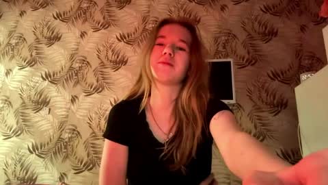 Sofia online show from April 10, 5:52 pm