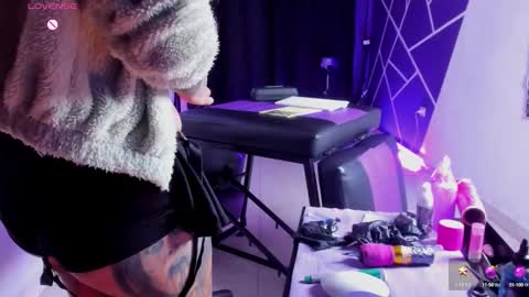 demon online show from October 2, 5:23 am