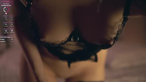 Im Senise Welcome to my room My instagram  online show from December 27, 6:14 am