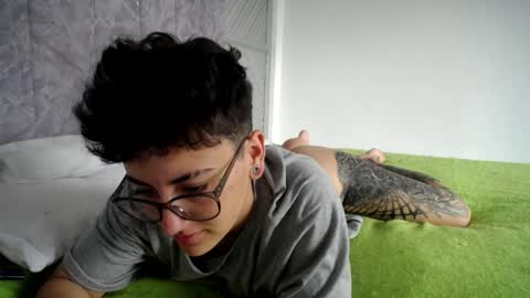 lyan onlyfans n linda online show from March 26, 6:20 pm