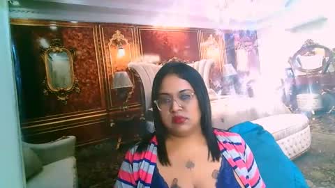 Kim online show from November 2, 4:43 pm