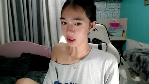 Reign online show from April 2, 12:30 am