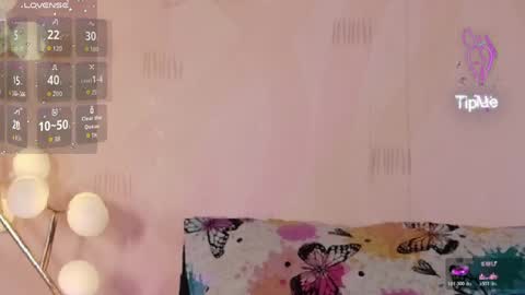 innocenthazel online show from April 6, 12:28 pm