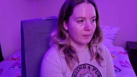 Faye online show from March 10, 6:17 am