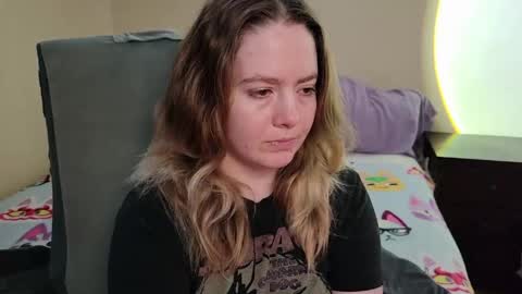 Faye online show from April 11, 4:51 am