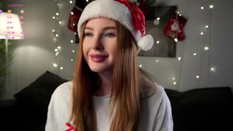 Snapshot of inthelabyrinthsofmysoul chatting on December 30, 2:08 pm Ellie online show from December 30, 2:08 pm