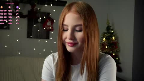 Snapshot of inthelabyrinthsofmysoul chatting on December 23, 2:07 pm Ellie online show from December 23, 2:07 pm