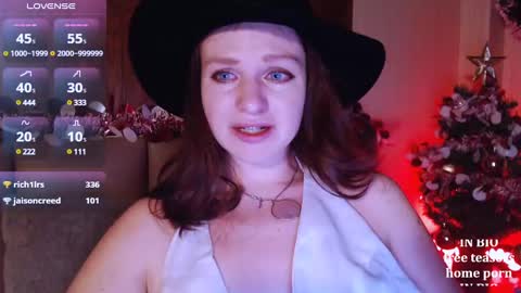 Cassie online show from December 11, 3:15 pm