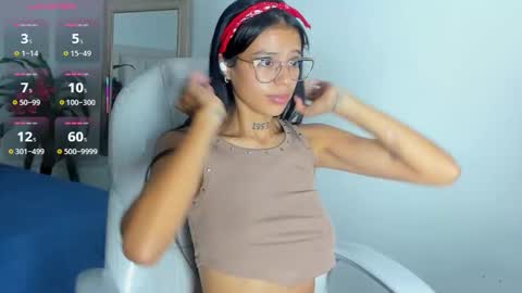 iris8_ online show from November 12, 12:58 pm