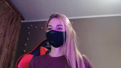 Lily online show from October 22, 6:13 pm