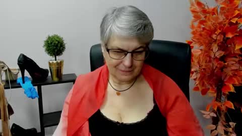 I R I S online show from February 3, 7:18 am