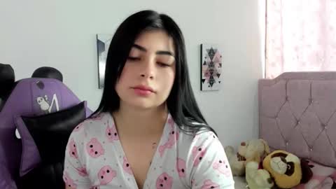 isabella online show from December 16, 1:06 pm