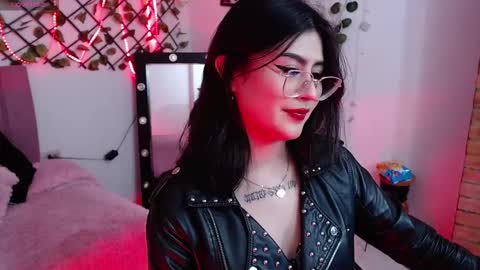 Snapshot of isa_bunny18 chatting on October 17, 3:10 am isabela online show from October 17, 3:10 am