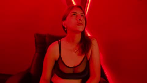 Snapshot of isa_kis_1 chatting on February 6, 12:04 pm Isabella online show from February 6, 12:04 pm