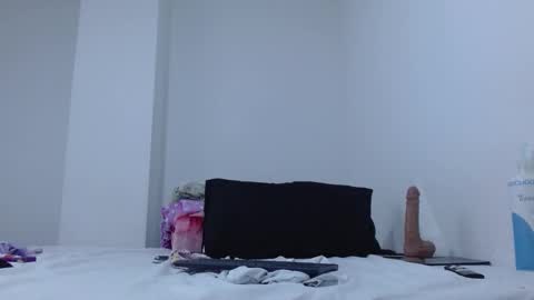 isabel online show from March 11, 5:59 pm