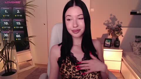 Bella online show from January 13, 5:44 am