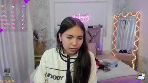 ISABELA  online show from February 11, 11:44 am