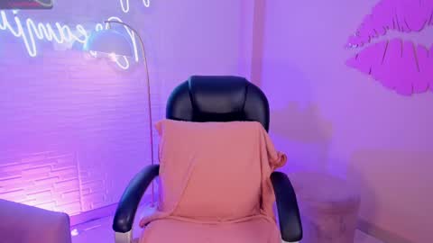 Isabel Bornner online show from March 8, 3:37 am