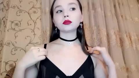 Isabel online show from July 17, 6:22 pm