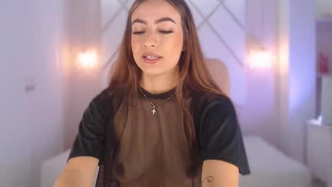 Snapshot of isabella__shine chatting on October 14, 3:47 pm Isa online show from October 14, 3:47 pm